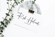 Hindya - Handwritten Signature, a Handwritten Font by tebaltipislab (Thumbnail 5 of 9)