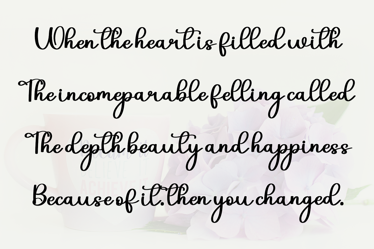 Holiday Signature, a Handwritten Font by InermediaSTUDIO (Photo 4 of 7)
