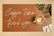Hunterland, a Script Font by AMINMARIO (Thumbnail 9 of 9)