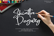 La Delluga Black Friday, a Script Font by pineungtype (Thumbnail 2 of 10)