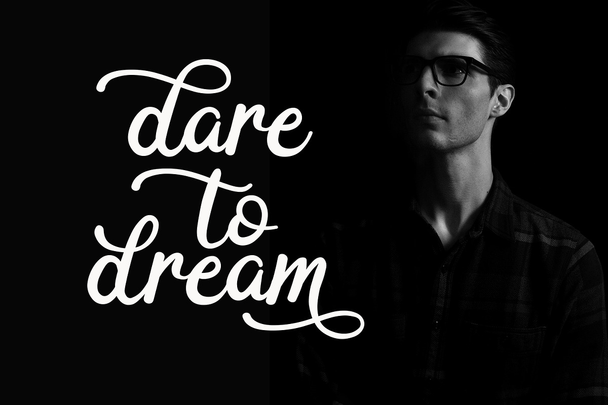 Adeghio Stylish Script Font preview 2