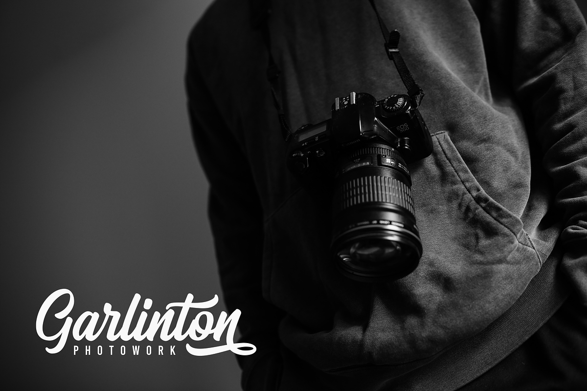 Arthein - Bold Script, a Script Font by Sibelumpagi Studio (Photo 11 of 15)