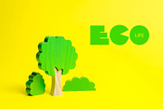 Lococo Font Family, a Font by SmartDesigns (Thumbnail 4 of 8)