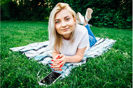 Beautiful blonde girl in headphones, a Person Photo by olhovyi_photographer