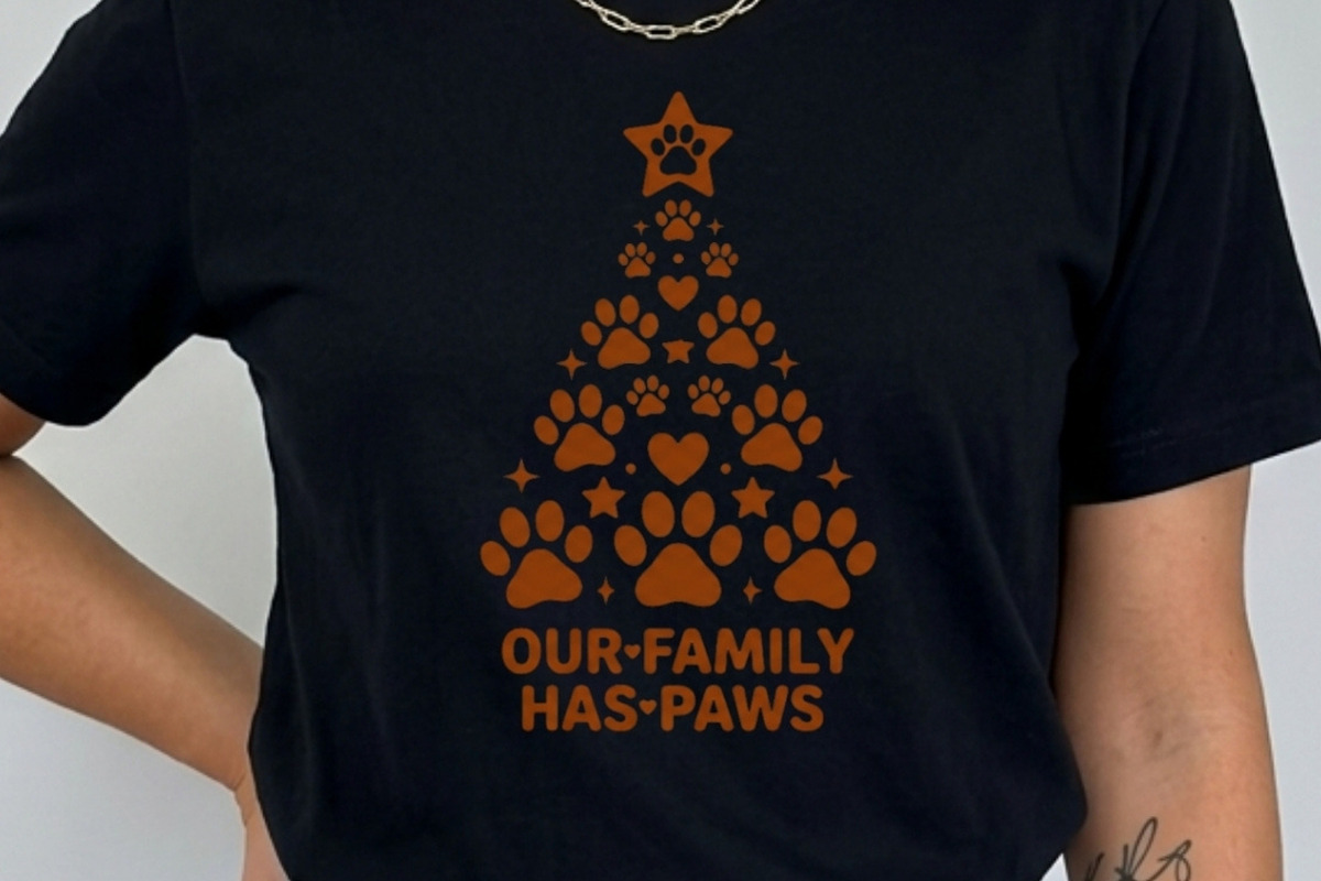 Christmas Paw Print PNG Bundle, a Seasonal Illustration by Tanya Kart (Photo 3 of 9)