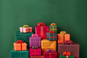 86 Gift boxes with ribbons and bows, a Holiday Photo by Handmadefont (Thumbnail 29 of 90)