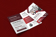 Hyfort Studio - Bifold Brochure, a Brochure Template by Esensifiksi.studio (Thumbnail 3 of 3)