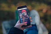 iPhone Mock-Ups, an iPhone Mockup by PuneDesign (Thumbnail 8 of 10)