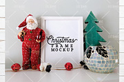 Christmas Frame Bundle 1, a Product Mockup by CatBoneDesign (Thumbnail 15 of 18)
