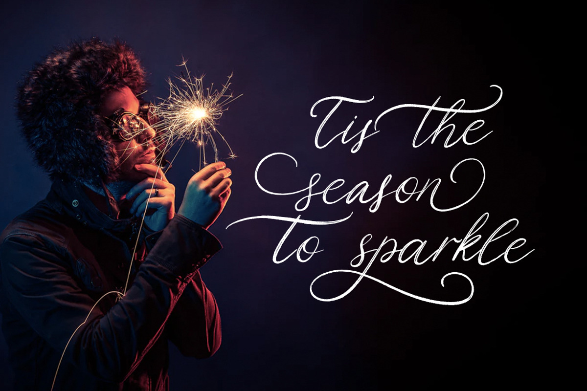 Christmas Eve. Holiday Script font. preview 6