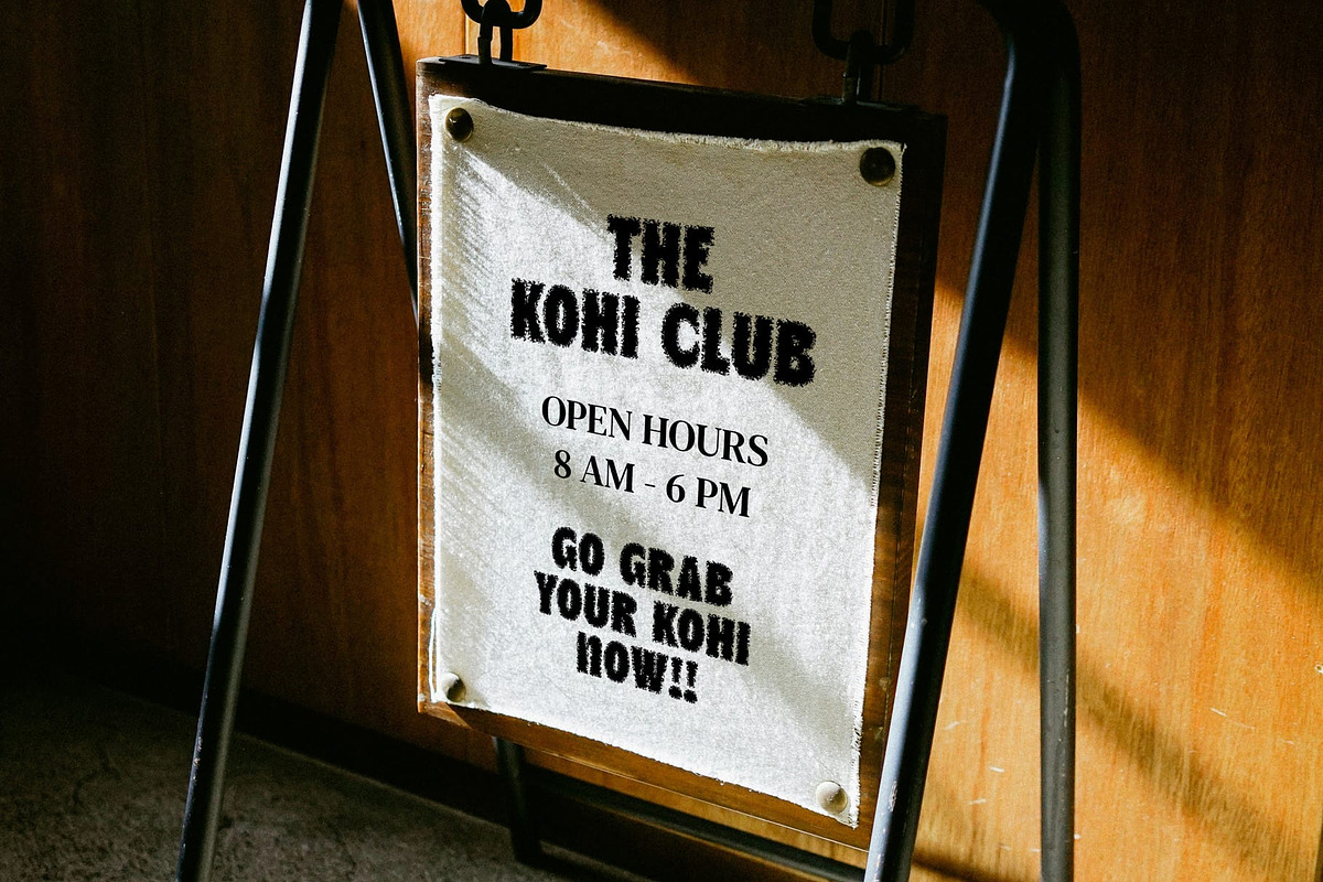 Carlone Unfocus, a Sans Serif Font by Craft Supply Co. (Photo 7 of 8)
