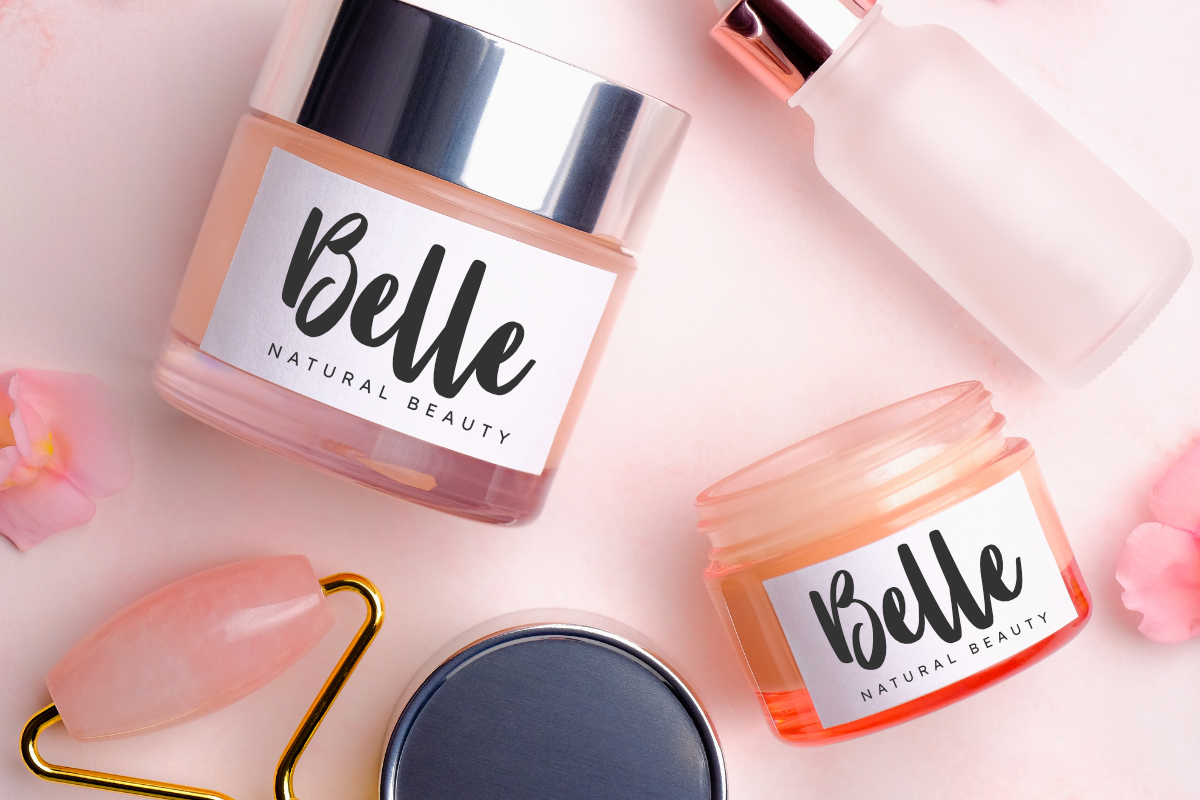 Lovely - Natural Handwritten, a Handwritten Font by Letterayu Studio (Photo 5 of 6)