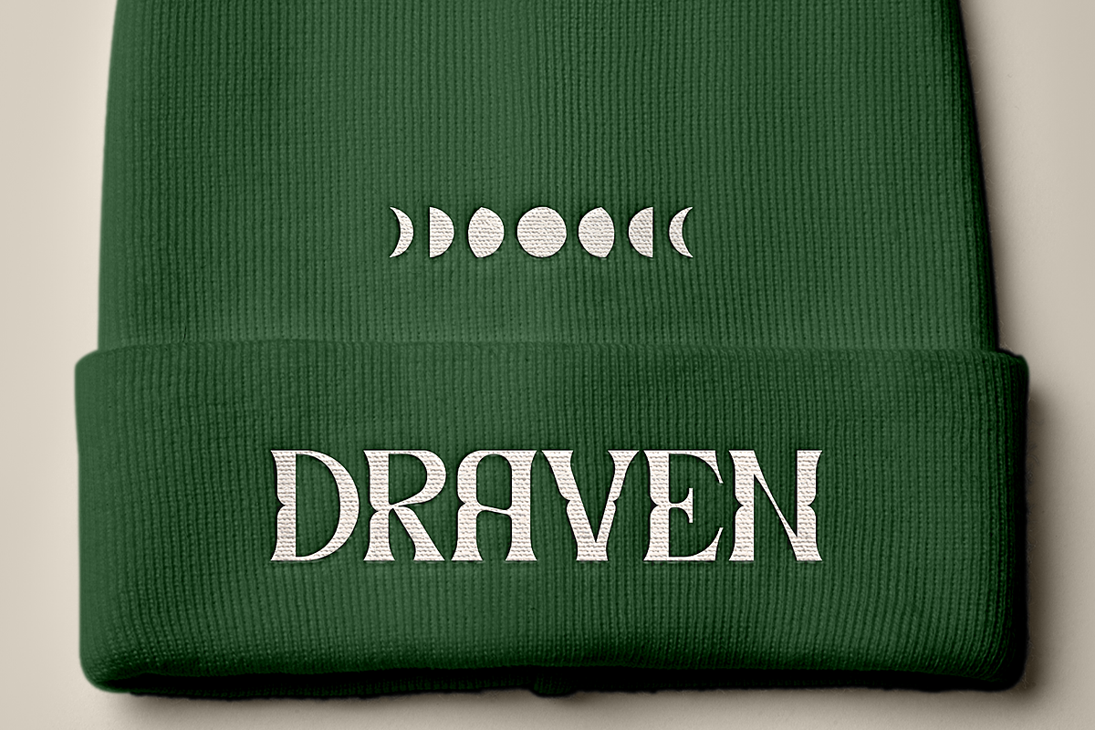 Drivzen-ModernEmbroidery SerifBXFont, a Serif Font by overlaytemplates (Photo 3 of 5)