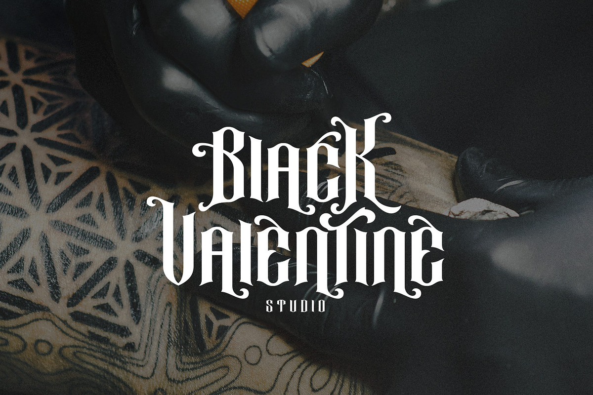 Yellost Font preview 4