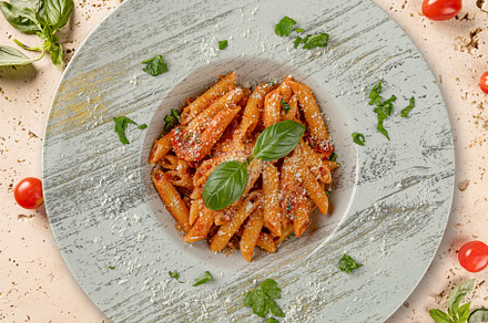 Penne pasta with tomato sauce