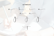Samantha Signature | Script Font, a Handwritten Font by Scratchones (Thumbnail 8 of 9)