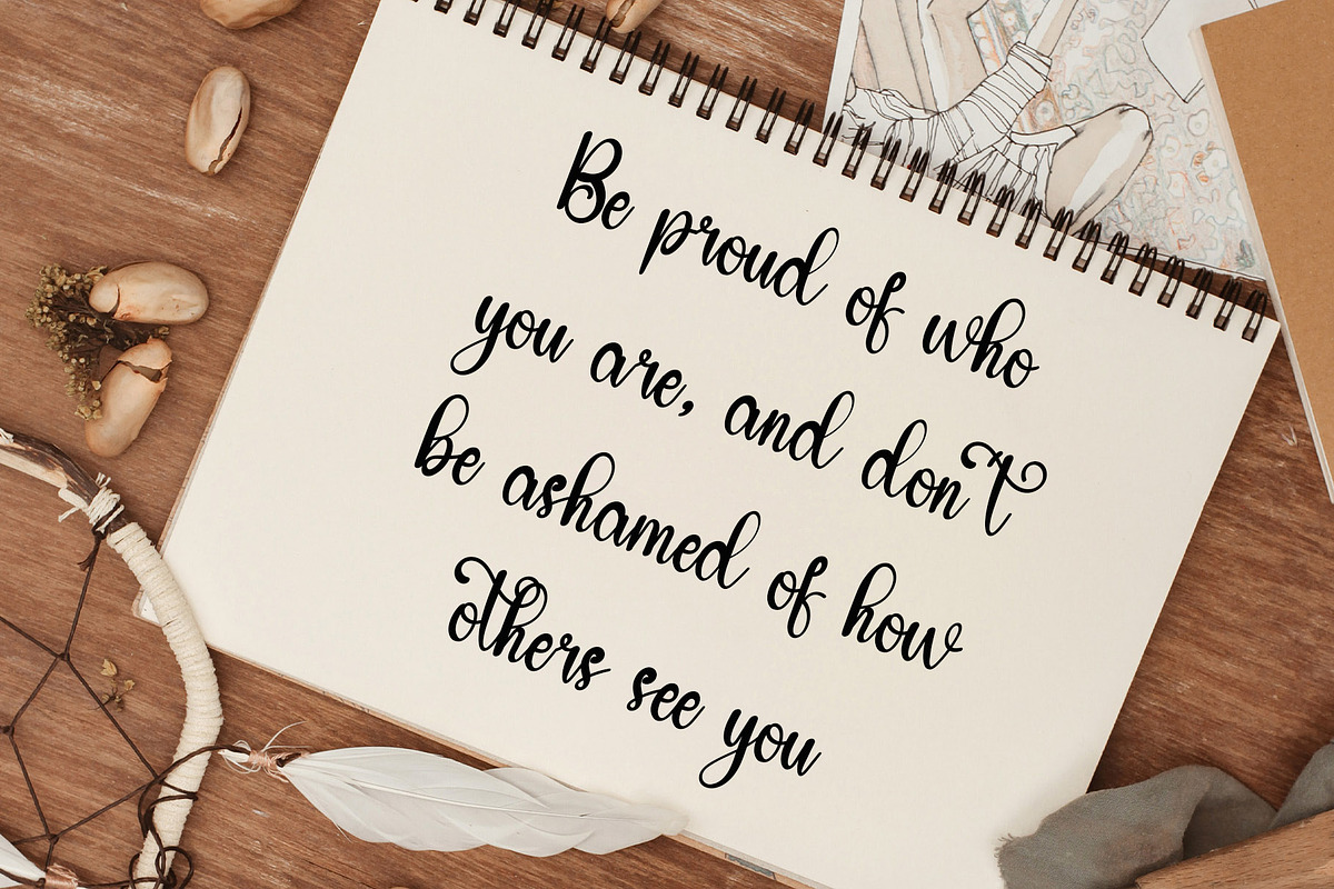 Sparkling, a Handwritten Font by InermediaSTUDIO (Photo 5 of 7)