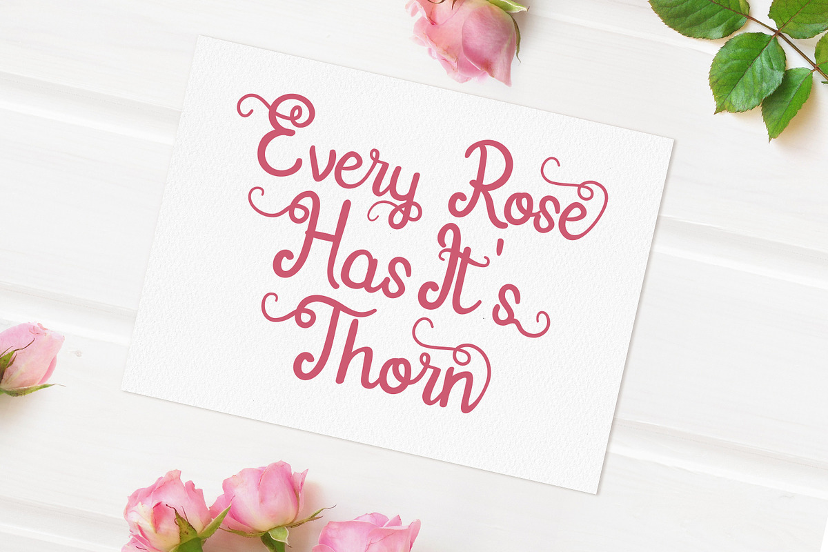Gardena Script Font preview 2