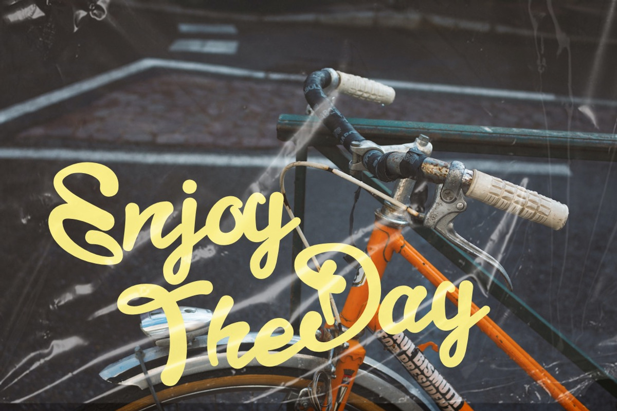 Bromise - Fun Handwritten Font, a Script Font by Dhabee (Photo 15 of 15)