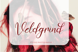 Revalyna Script Font