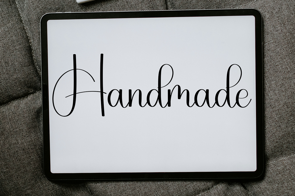 Goodnight, a Font by FreshTypeINK (Photo 8 of 8)