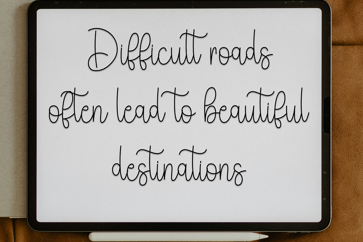 Beautiful, a Handwritten Font by InermediaSTUDIO (Photo 7 of 7)