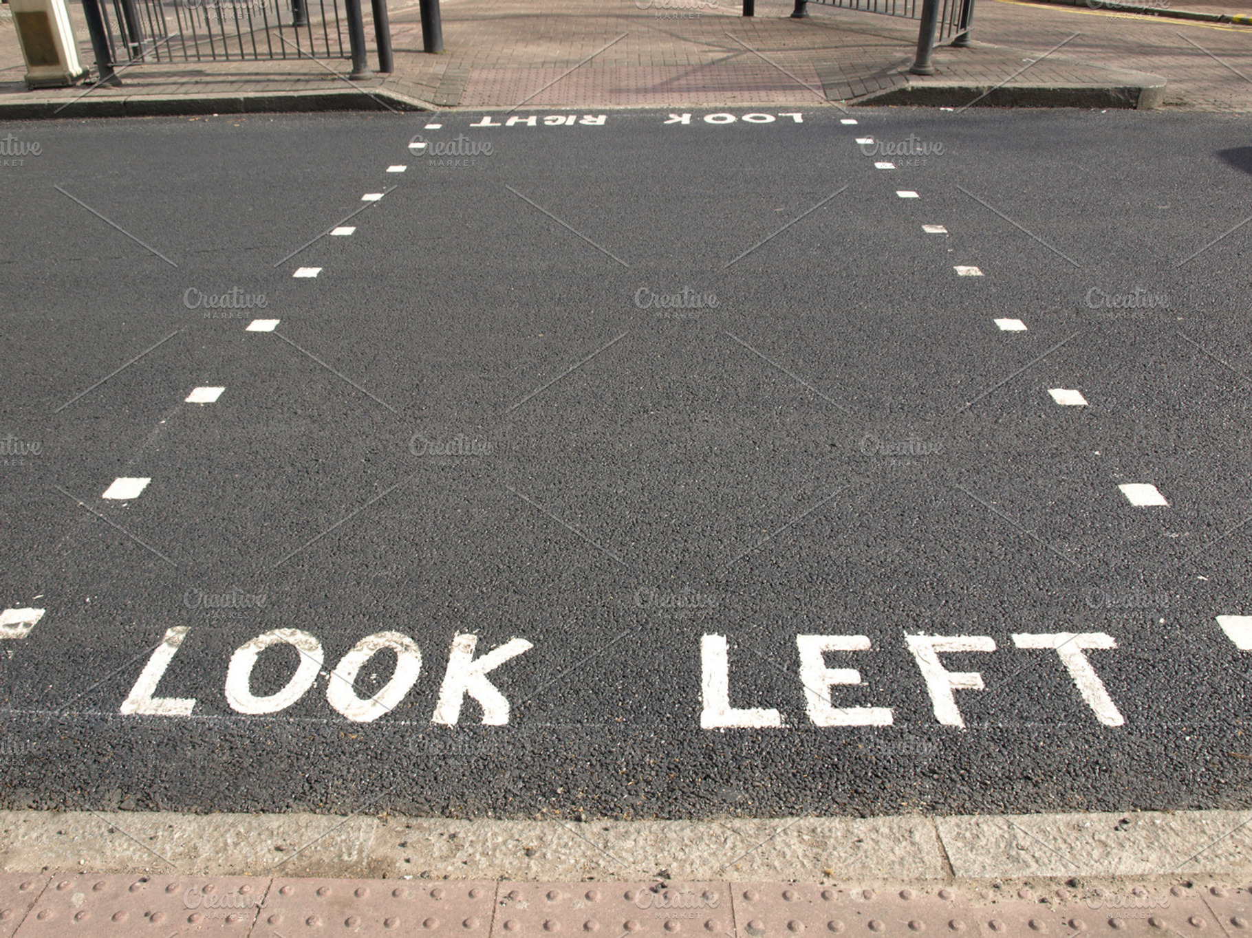 Look Left Containing Look Left And London