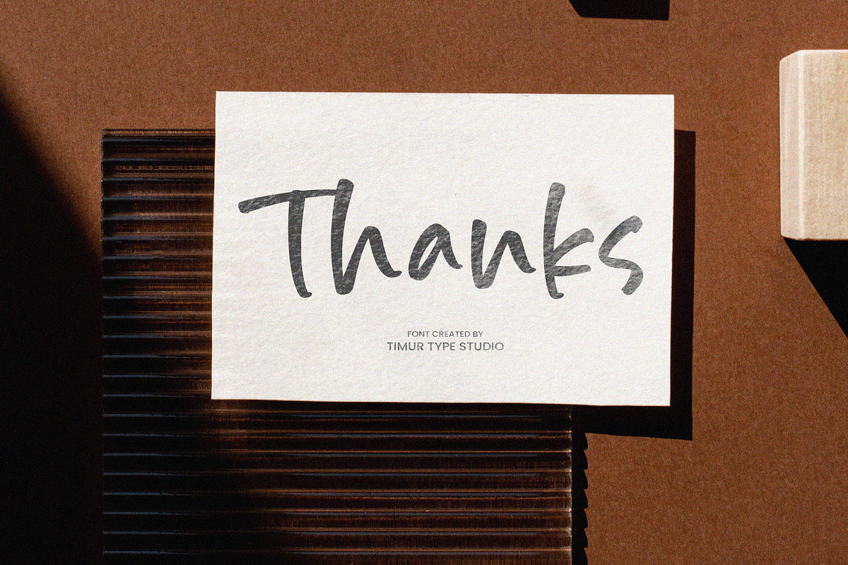 Diamond Days Font, a Handwritten Font by Timurtype (Photo 7 of 7)