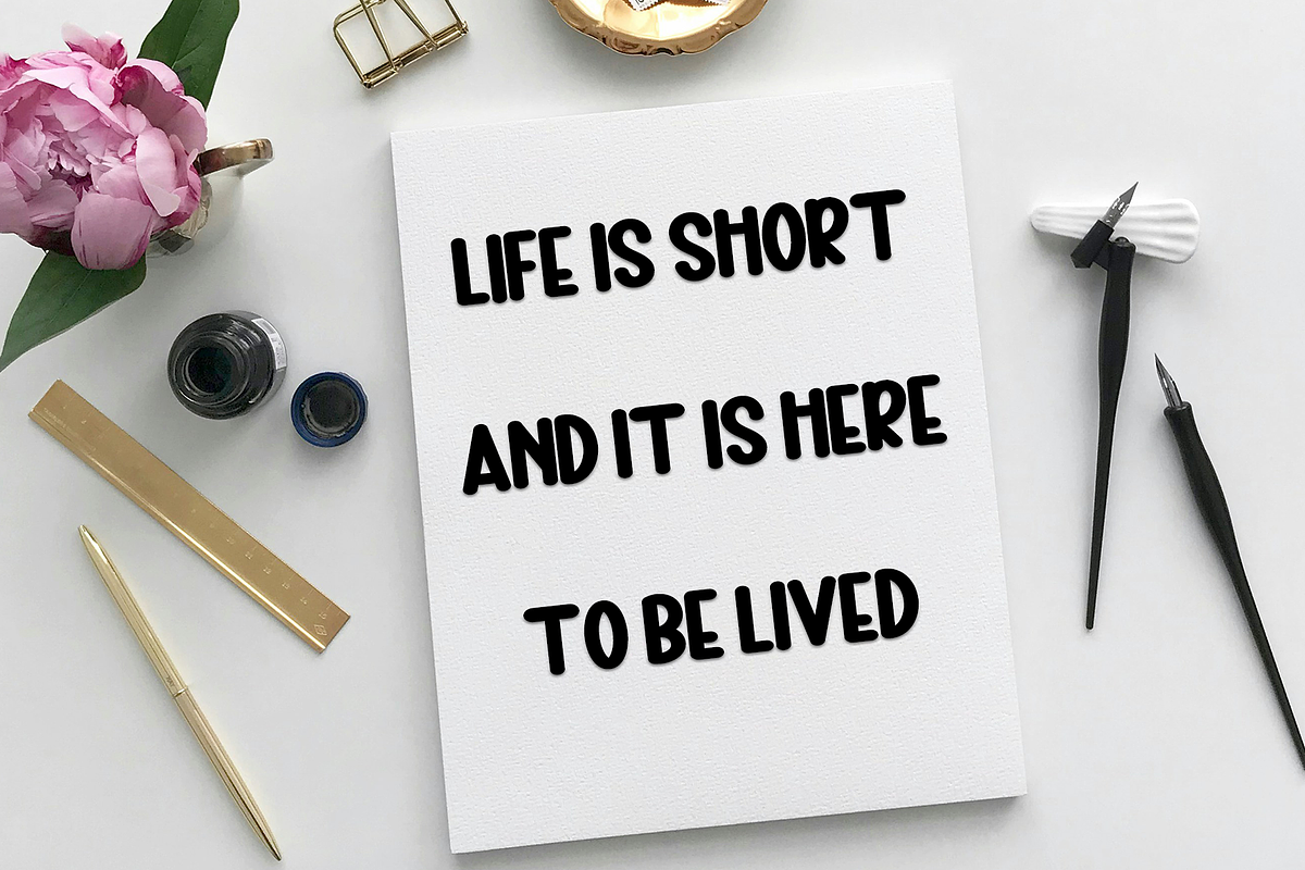 Simple Florida, a Handwritten Font by FreshTypeINK (Photo 12 of 14)