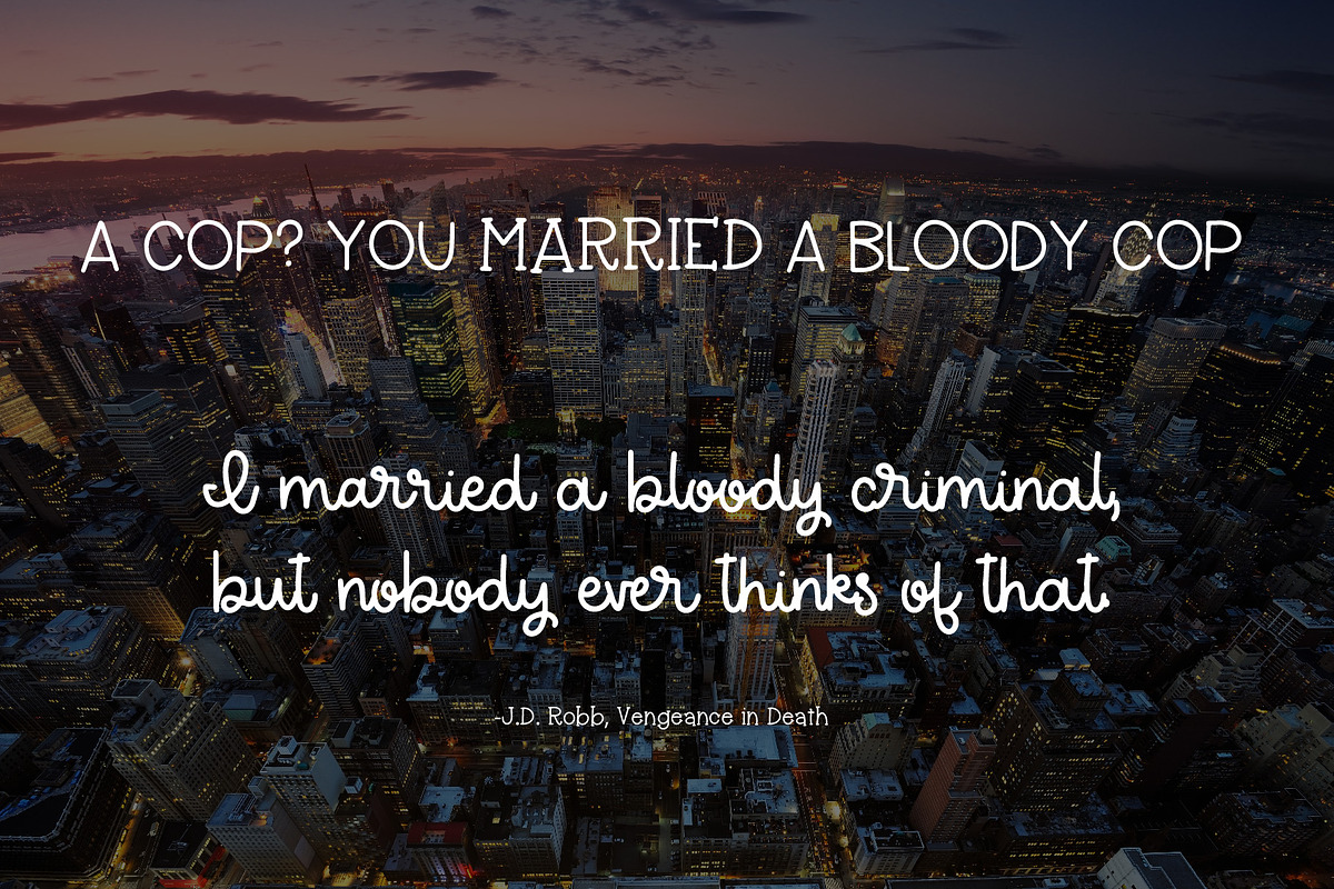 Dallas + Roarke Font Duo preview 3