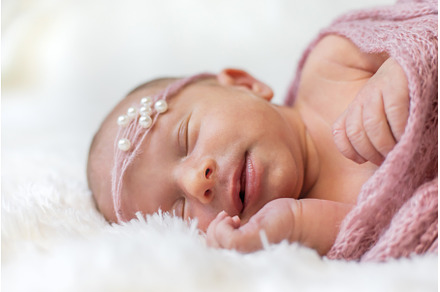 Newborn baby beautiful baby girl, a Person Photo by yanadjana