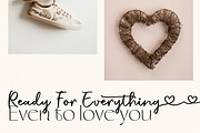 Crowd Heart Script, a Script Font by Siwox Studios (Thumbnail 3 of 10)