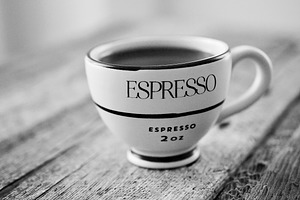 Espresso Cups - Black & White