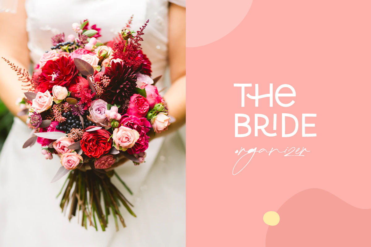 Claire Claire, a Script Font by vuuuds (Photo 4 of 7)