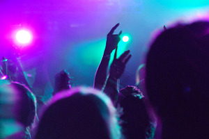Popsicle crowd