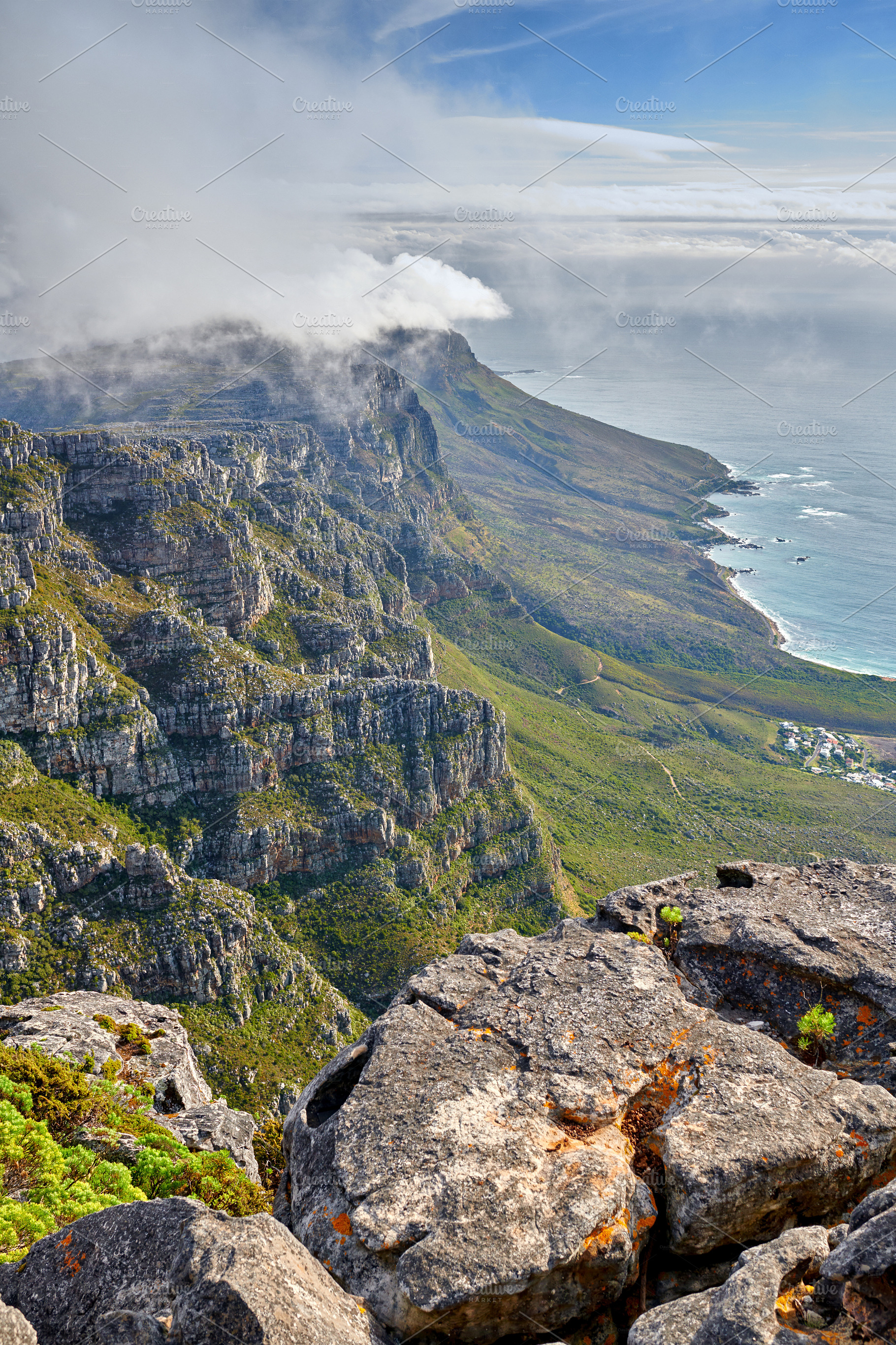 Images of the twelve apostles - Cape Town, a Photo by Peopleimages.com