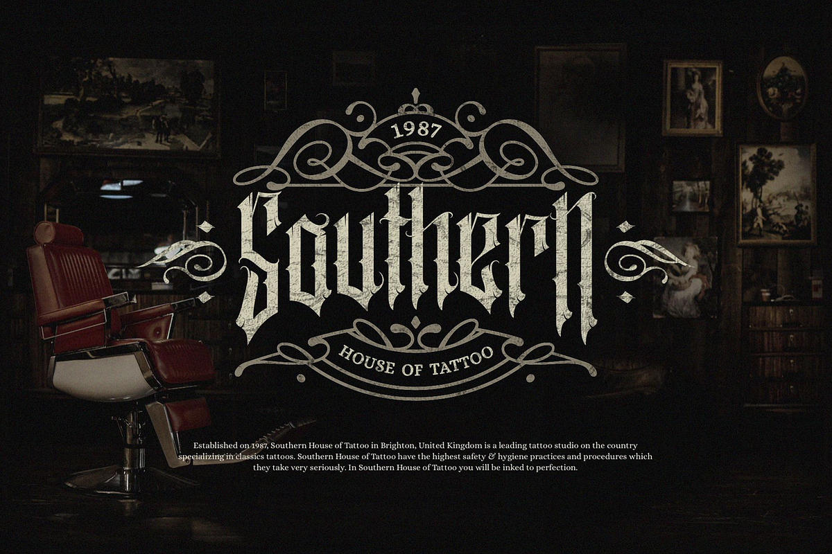 Auvelamerde, a Blackletter Font by ilhamtaro (Photo 2 of 10)
