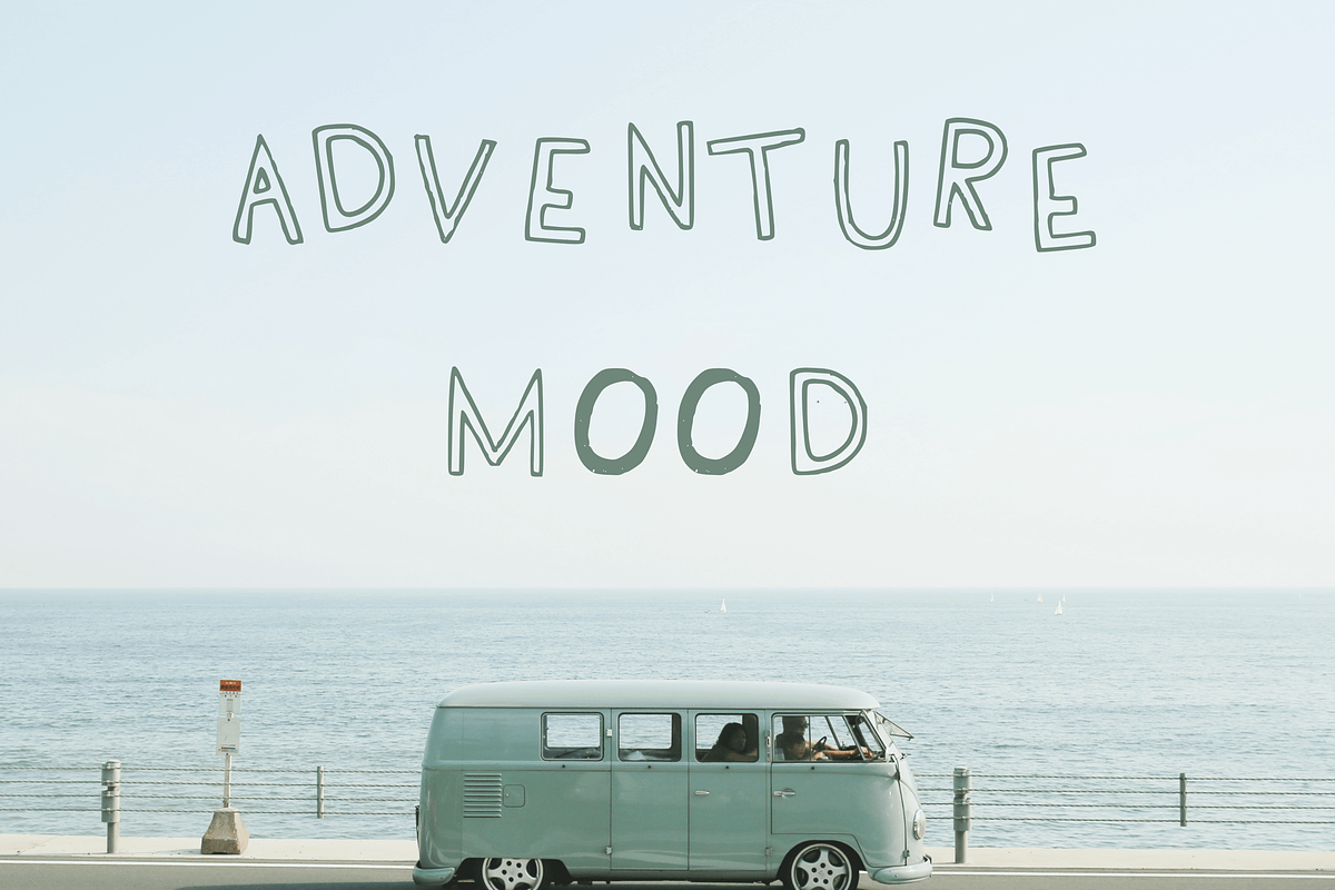 Gritty font set (outlines & solid), a Handwritten Font by Iasan Design (Photo 3 of 7)
