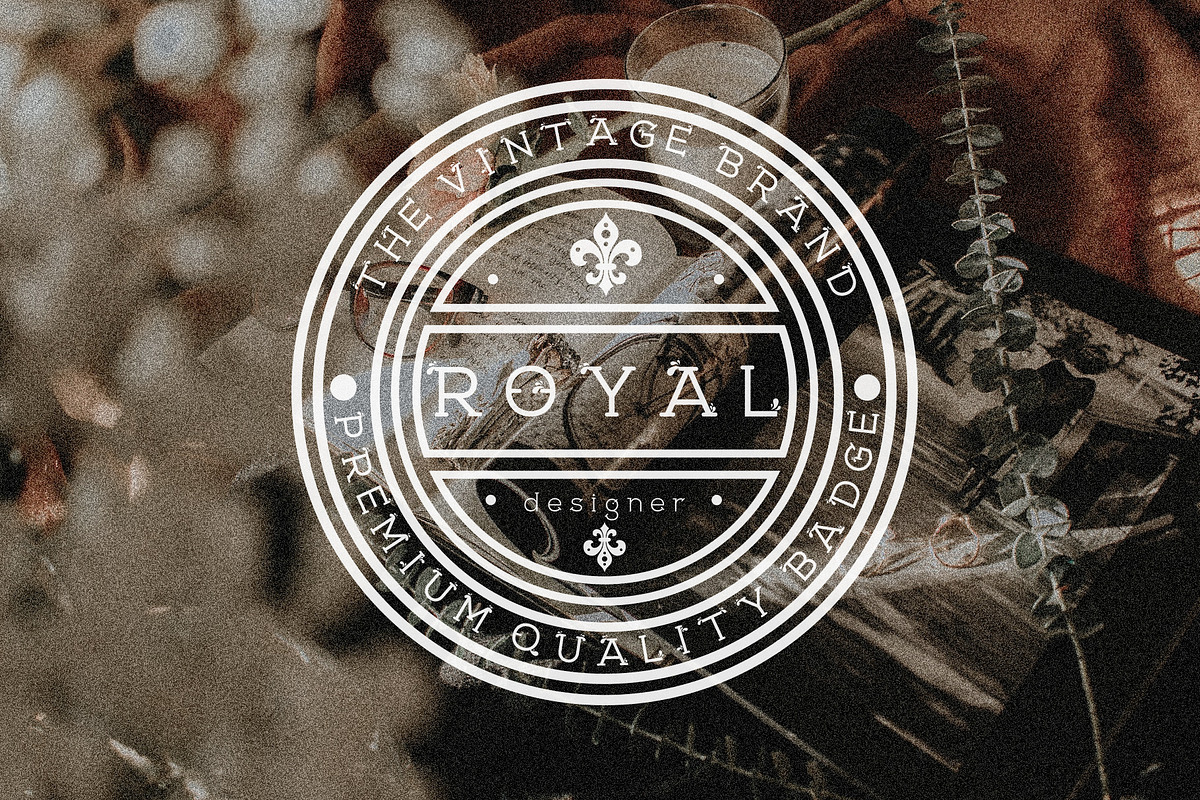 Flowz Font, a Script Font by The Craftsman (Photo 1 of 5)