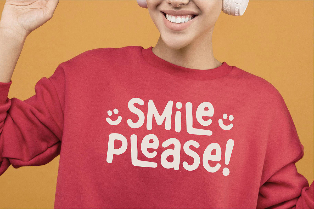 Cholo Rhita - Kids Display Font, a Script Font by HanzelSpace Studio (Photo 5 of 7)