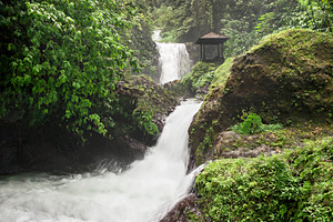 Beauty waterfall, a Photo by saiko3p