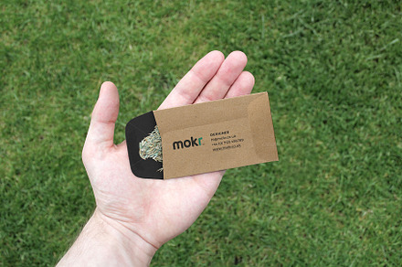 Business card seed packet mockup Psd