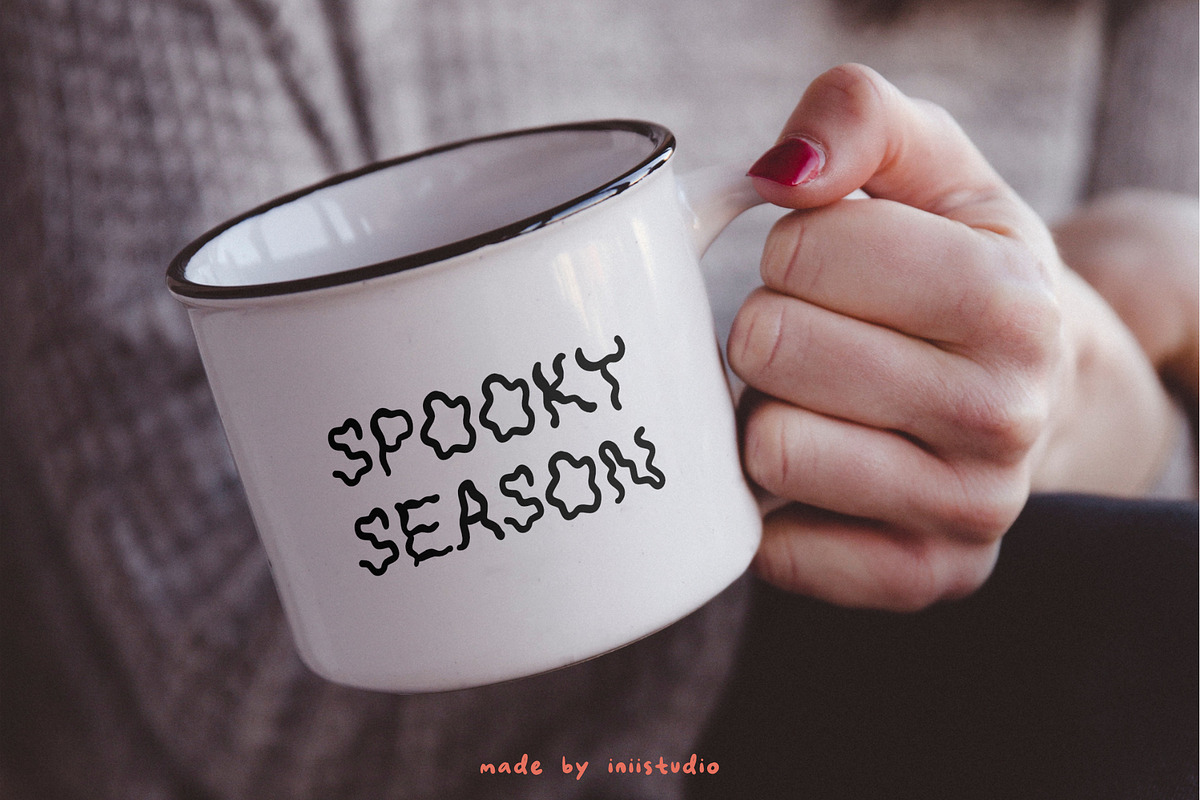 Boo - Cute Halloween Font, a Handwritten Font by Iniistudio (Photo 2 of 4)