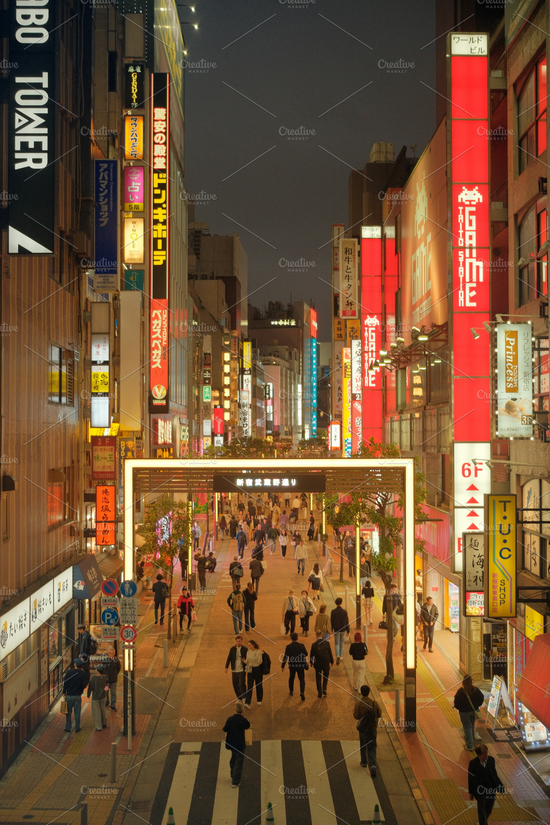 Shinjuku Shopping Japan, Tokyo, an Architecture Photo by Merinda Designs