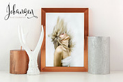 Shellonitha, a Script Font by Franstudio (Thumbnail 6 of 9)