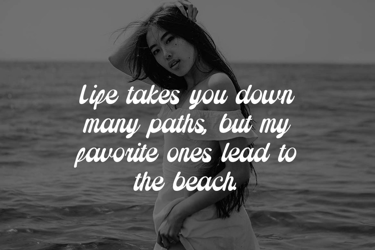 Queen of Dreams Handwritten Font, a Handwritten Font by UICreative (Photo 7 of 13)