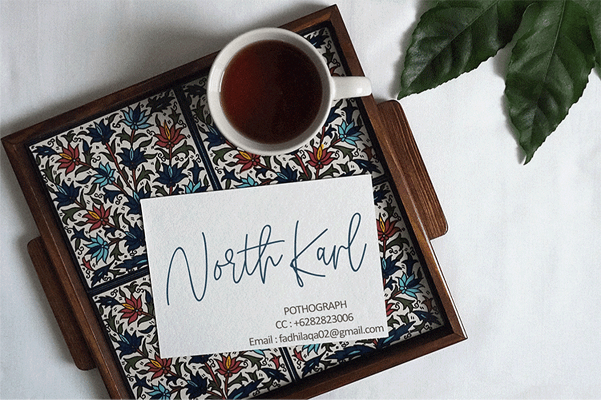 Mouctan Duo, a Script Font by Meutuwah (Photo 4 of 9)