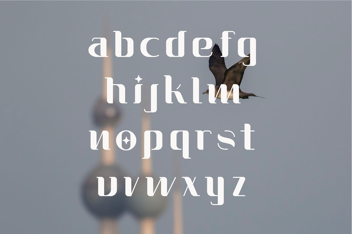 Quira font, a Font by Pedro Azedo (Photo 10 of 11)