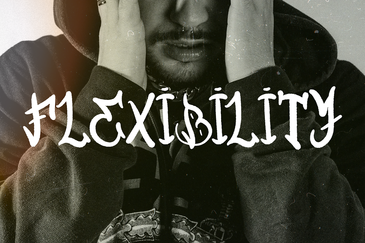 Blackwick, a Handwritten Font by Dm Studio (Photo 4 of 9)