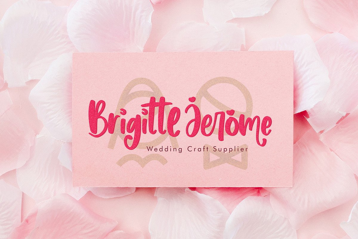 Delighted - Sweet Handmade Font preview 4